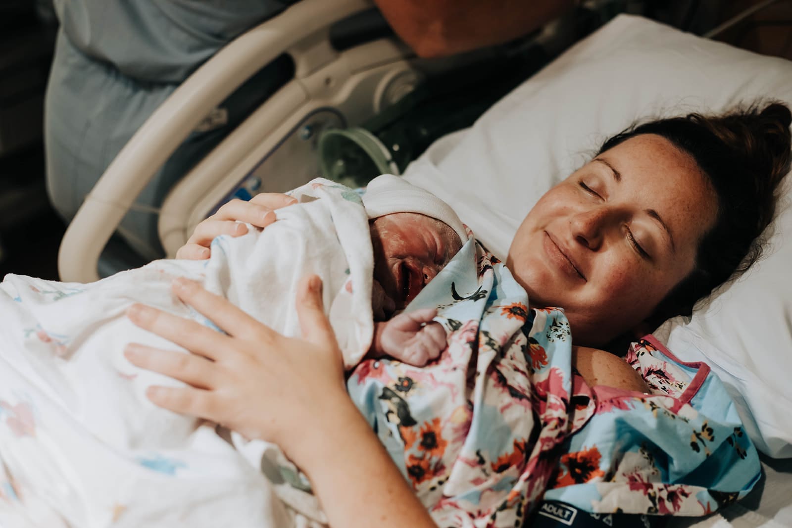 Birth-Moments-Youll-Forget-Photographer-Your-Birth-Story-05