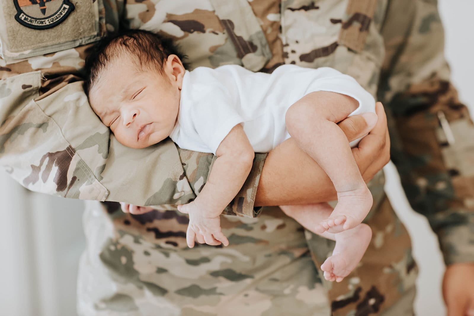 What-Your-Partner-Should-Know-Before-Labor-Photographer-Your-Birth-Story-05