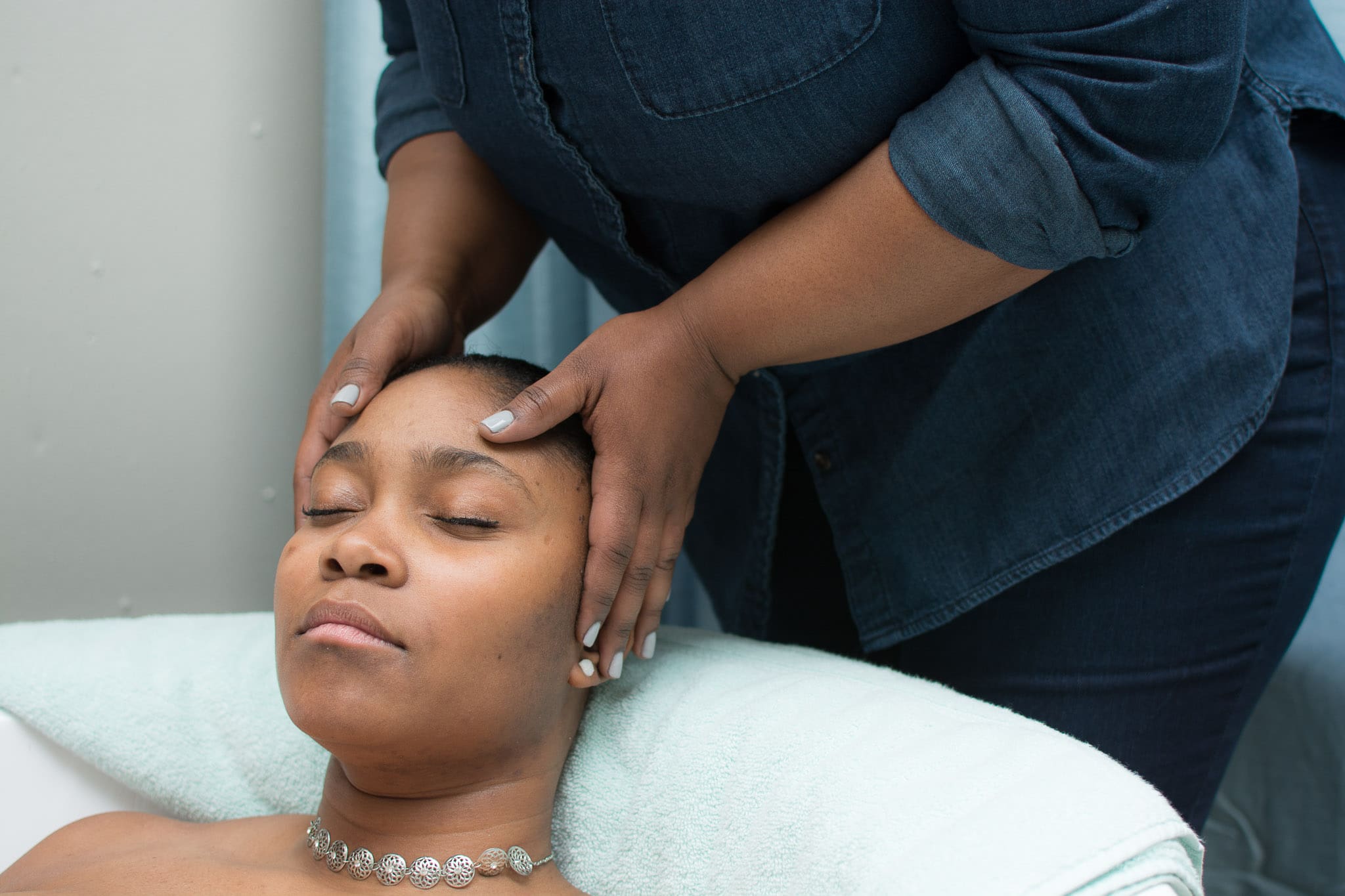How-Counterpressure-Can-Help-Back-Labor-Your-Birth-Story-Nashville-Doula-3
